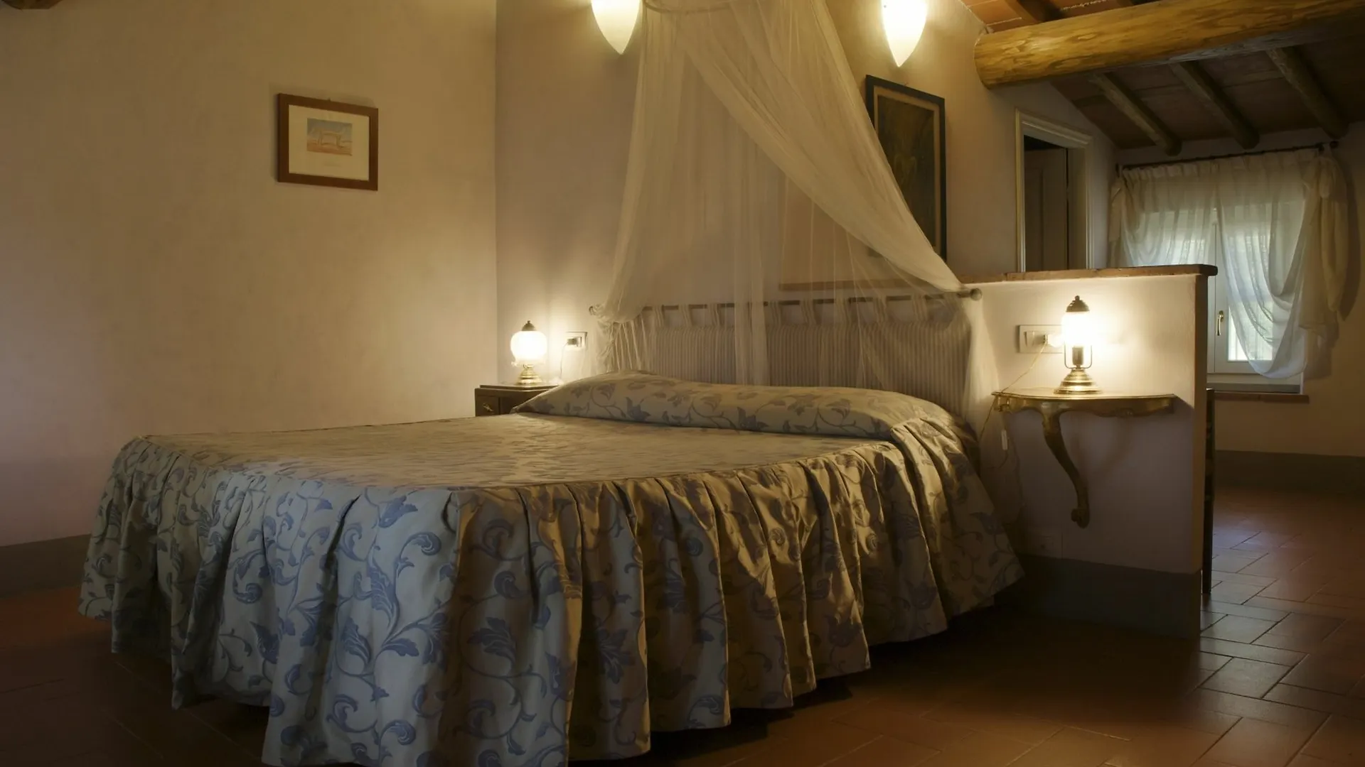 Relais Del Lago Capannori 0*,